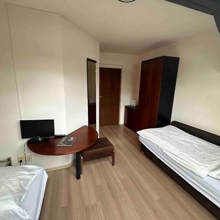 Private Apartment Near The Centre Bratislava Exterior foto